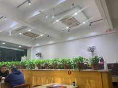 大堂-芳芳餐厅(白沙路店)