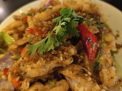 -大头虾越式风味餐厅(光明广场店)