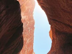 -天山神秘大峡谷