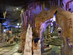 -泉城欧乐堡戏水湾艺术养生温泉