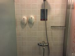 洗澡间-如家云上四季连锁酒店(昆明东风广场地铁站店)