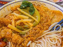-弘束束柳州深巷螺蛳粉(珠江路店)
