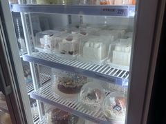 -DQ·蛋糕·冰淇淋(大宁国际商业广场店)