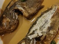-鱼痴渔醉·食鲜集(月亮湾店)