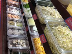 自助取餐区-小蛮椒麻辣烫·麻辣拌(青浦宝龙店)