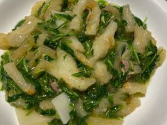 荠菜三鲜烩蹄筋-和记小菜(大宁店)