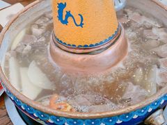 -毛辣果·贵州红酸汤牛肉火锅(西单店)