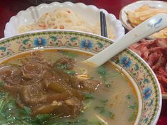 -金杨拉面王小吃面馆·牛三宝面·红烧牛肉粉