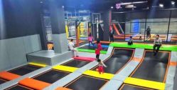 -蹦贝运动中心·蹦床·攀岩·闯关(龙岗店)
