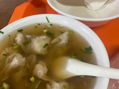 -张阿三馄饨店