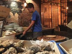 -斯普汇生蚝牛排馆(中骏世界城店)