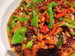 螺丝椒回锅扣肉-川旺角川粤融合菜•海景餐厅(星海广场店)