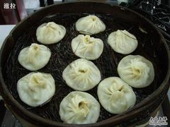 鲜肉汤包-四季美汤包(户部巷店)