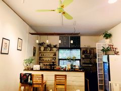 --1F Coffee