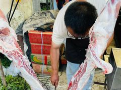 整羊现切-关山牧场王师烤全羊