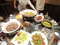 -湘力力小院·鱼汤泡饭(枫林路店)