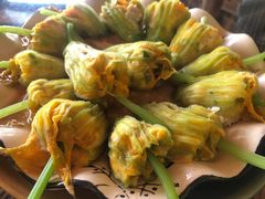 -乡巴佬鼎锅饭