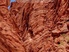 -天山神秘大峡谷