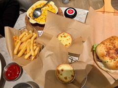 -必胜客(尹山湖歌林公园店)