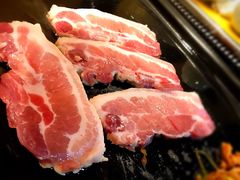 新鲜五花肉-金顺韩式烤肉·网红烤肉店(广利路店)