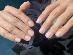 -悦指间美甲美睫