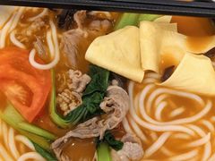 -蒙自源米线大王(花园城商场店)