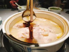 酸萝卜老鸭锅-gleeglee乐溢亦茶(合生汇店)
