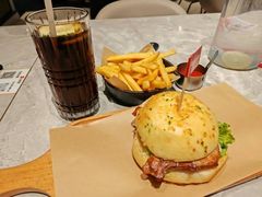 -必胜客(世欧广场店)