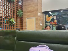 -佰搭果·广式茶餐厅(西华路店)