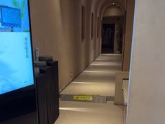 -灸春堂·艾灸·痛症·整脊连锁(之江银泰店)