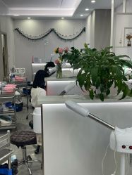 -痘院士专业祛痘皮肤管理