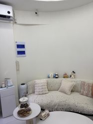 -苗方清颜专业祛痘·皮肤管理