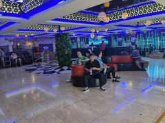 进门大厅-环球梦主题KTV(曲阳生活购物中心店)