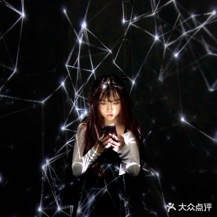 深圳看展｜拍照好去处🪐平行宇宙