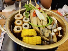 -WOW LUCKY创意韩料(龙阳广场店)