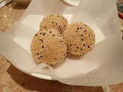 蟹粉麻球-唐宫小聚(新港中心店)