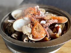石锅原汁海鲜汇-鲁采LU STYLE(新天地店)