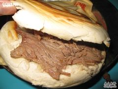 肉夹馍-樊记腊汁肉(竹笆市总店)