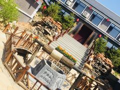 -大连步云山老汤度假山庄