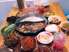 -赵美丽·重庆社区火锅·直营店(火车东站·中豪国际店)
