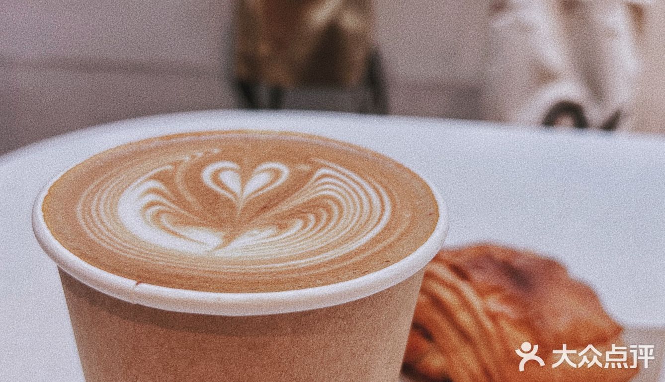 魔都打卡｜梧桐院落里的咖啡店%Arabica