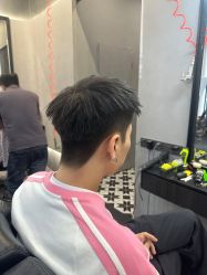 -老肖男士理发店