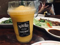 -Dang restaurant (patong phuket)