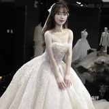 在婚纱店当在逃公主👸