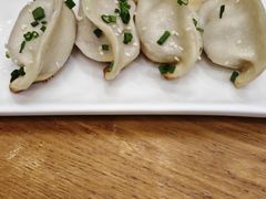 小锅手工鲜肉锅贴-苏小柳手作点心(控江旭辉分院)