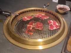 -铭牛烧肉·和牛海鲜自助(高新月牙湖店)