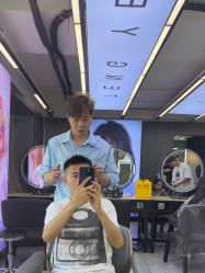 -藤野造型烫发染发