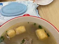 -小杨生煎(金山百联购物中心3楼店)