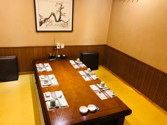 -青瓦餐厅·生鱼片·韩园烤肉(西塔店)