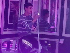 -自由港KTV(王子公主金平店)